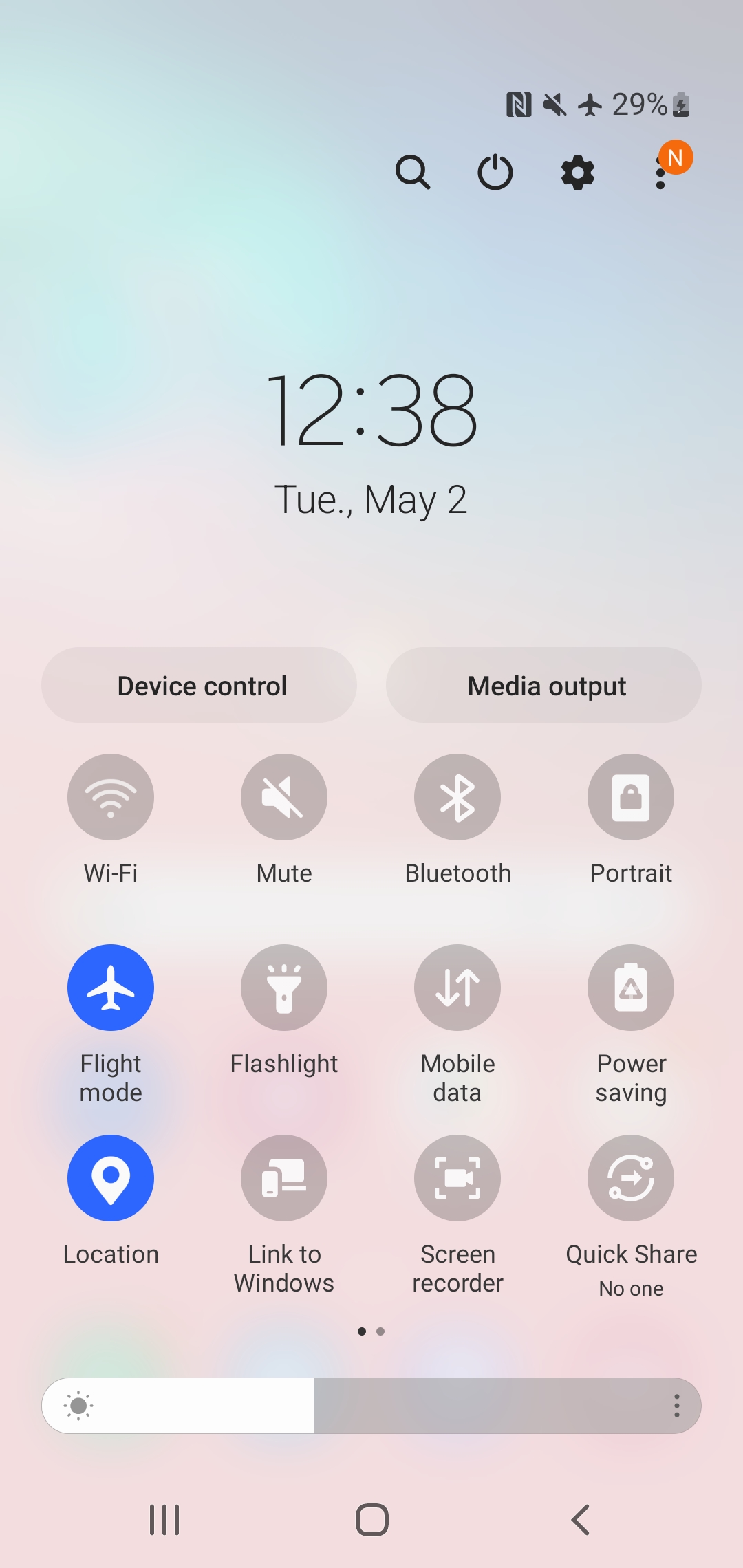A screenshot of the Samsung One UI quick menu